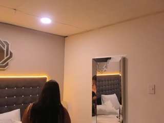 Lilly nude in hot Live Sex Chat