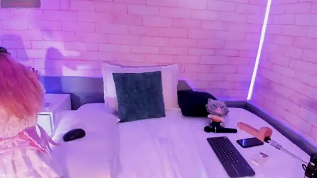RubyLemons naked stripping on cam for live sex video chat