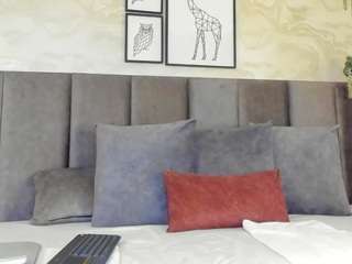 Alice-Vallardy nude in hot Live Sex Chat
