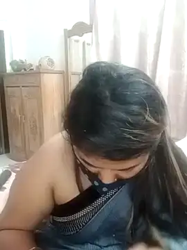 BBy_Queen_in naked stripping on cam for live sex video chat