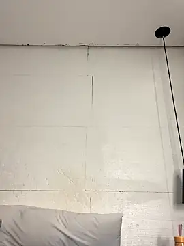 Brownfitbabyy naked stripping on cam for live sex video chat