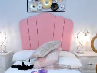 Candy-Dusan nude in hot Live Sex Chat