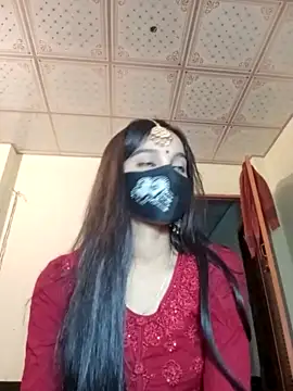 Cute-Pria naked stripping on cam for live sex video chat
