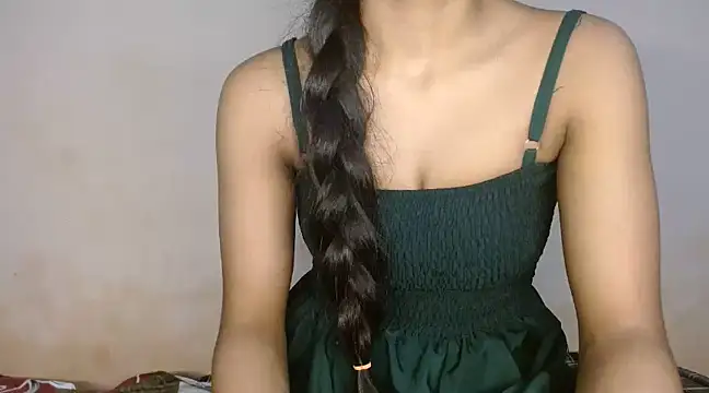 hotpuspa naked stripping on cam for live sex video chat