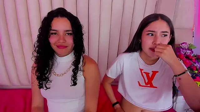 MaddieAndMedusa naked stripping on cam for live sex video chat