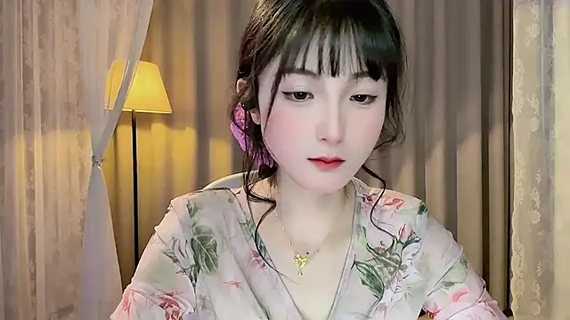 MM-521 naked stripping on cam for live sex video chat