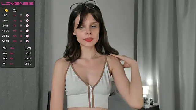 RexanneHatt naked stripping on cam for live sex video chat