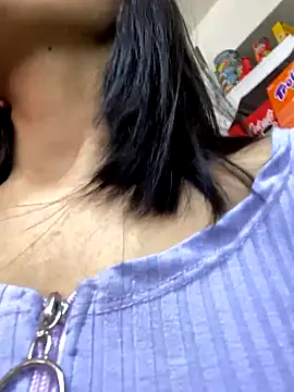 Soy_Mary naked stripping on cam for live sex video chat