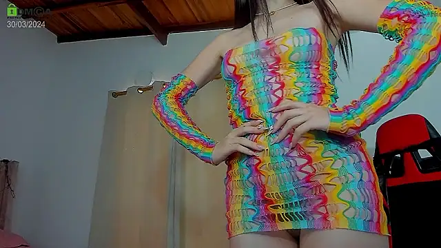 WENDY-LANA naked stripping on cam for live sex video chat