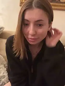 1sweety_devil naked stripping on cam for live sex video chat