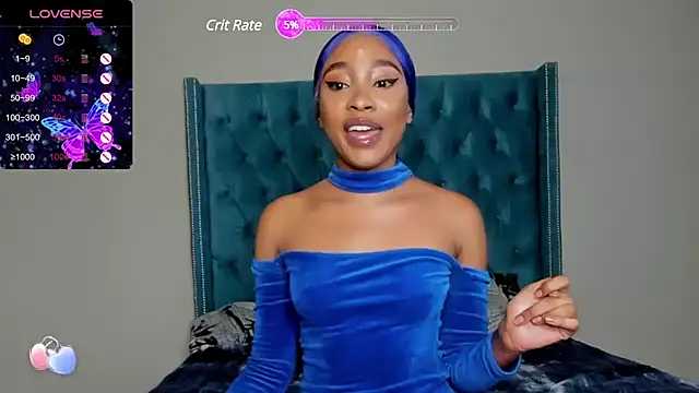 BlueberryDiamond naked stripping on cam for live sex video chat