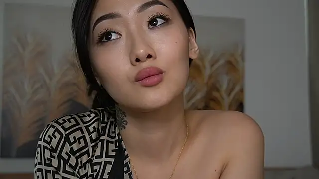 EvaJacksonn naked stripping on cam for live sex video chat