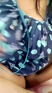 Hot-riya naked stripping on cam for live sex video chat