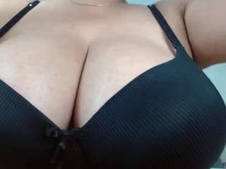 Johana Rojas nude in hot Live Sex Chat