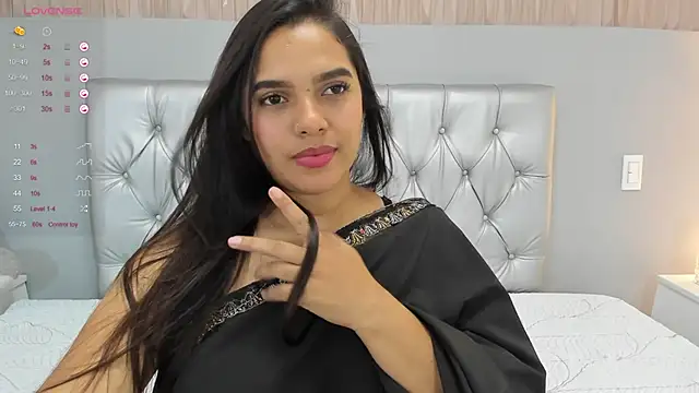 krishaa_ naked stripping on cam for live sex video chat