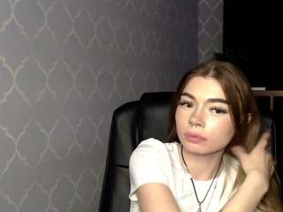 LillyPure nude in hot Live Sex Chat