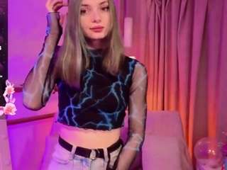 Mavisly nude in hot Live Sex Chat