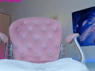 Mermaid Emily nude in hot Live Sex Chat