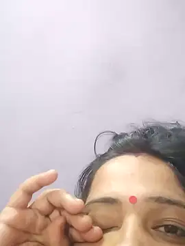MohiniBhabhi naked stripping on cam for live sex video chat
