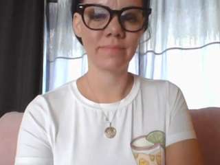 Mrs. St. Patrick nude in hot Live Sex Chat