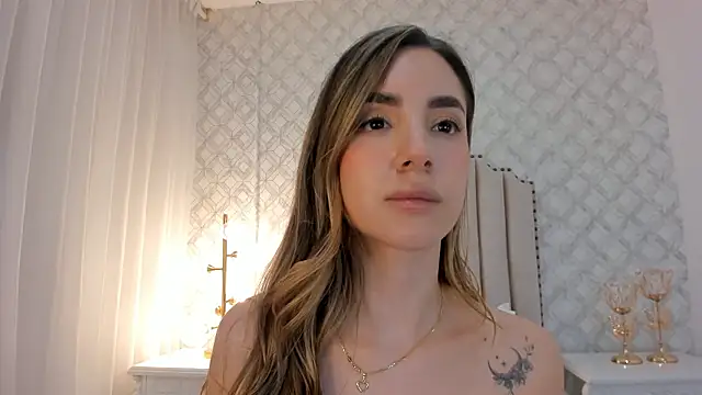 paris__hill naked stripping on cam for live sex video chat