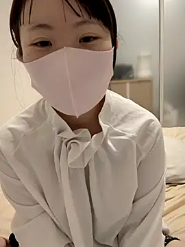 Rei_1110 naked stripping on cam for live sex video chat