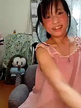 renapiyon8182 naked stripping on cam for live sex video chat