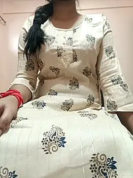 Ruchi-34 naked stripping on cam for live sex video chat
