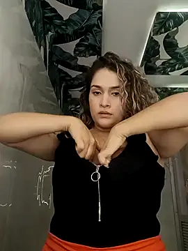 Sara_smiiith211 naked stripping on cam for live sex video chat