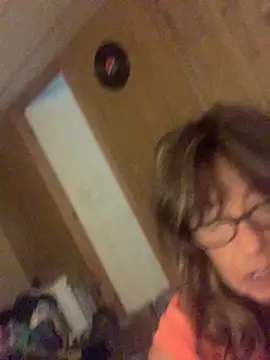 Betheflow naked stripping on cam for live sex video chat