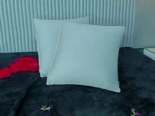 Emily_evanss nude in hot Live Sex Chat