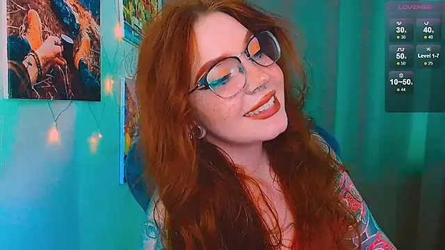 KiraaNightt naked stripping on cam for live sex video chat