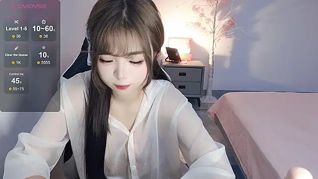 Luna-520 naked stripping on cam for live sex video chat