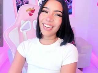 Maddy Wattson nude in hot Live Sex Chat