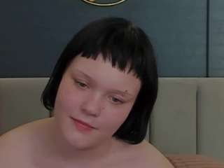 MaryWet nude in hot Live Sex Chat