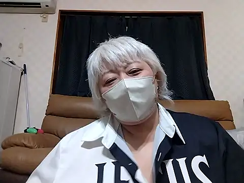 rizrin315 naked stripping on cam for live sex video chat