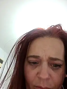 Rude_gal naked stripping on cam for live sex video chat