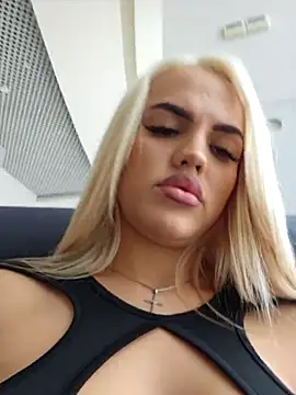 Santa__Monica naked stripping on cam for live sex video chat