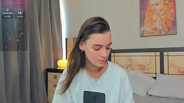 SiaPaint naked stripping on cam for live sex video chat