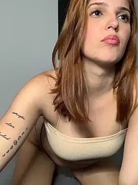 Soy_karitaa naked stripping on cam for live sex video chat