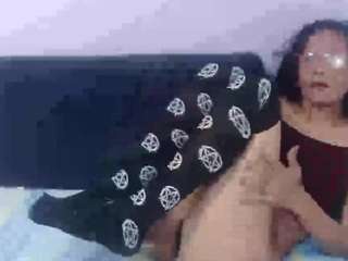 yvettwilliams nude in hot Live Sex Chat