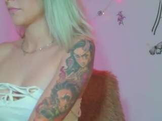 MacarenaDiaz nude in hot Live Sex Chat