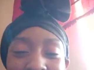 MELONZ nude in hot Live Sex Chat