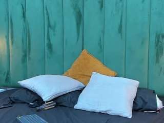 Victoriia-Smith nude in hot Live Sex Chat