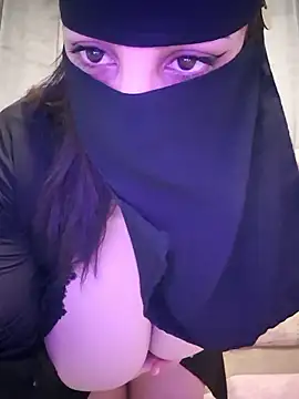 _arabica_ naked stripping on cam for live sex video chat