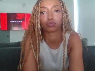Laya Sirena nude in hot Live Sex Chat