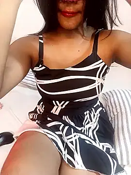 Liyana_Babe naked stripping on cam for live sex video chat