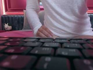 LucyLando nude in hot Live Sex Chat