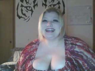 Mizzthickumz nude in hot Live Sex Chat