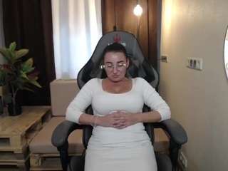 RubyRises nude in hot Live Sex Chat